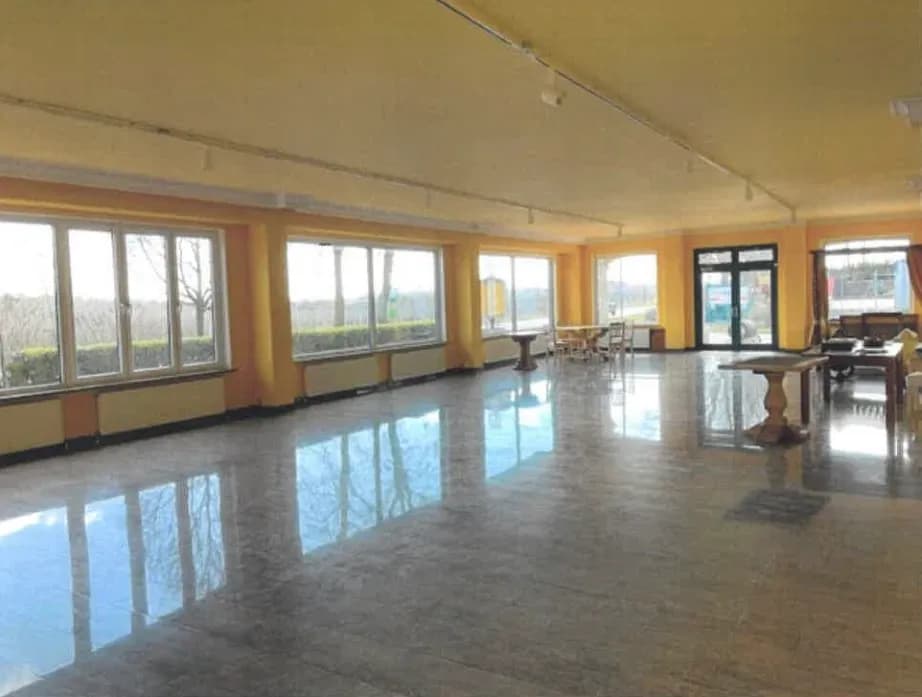 Gewerbeimmobilie mieten in Baden – 559 m², € 7.600 – Bild 31 von 32