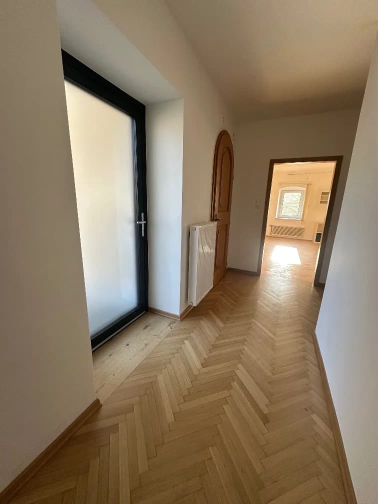 2-Zimmer-Wohnung mieten in Amstetten – 103 m², € 750 – Bild 3 von 13