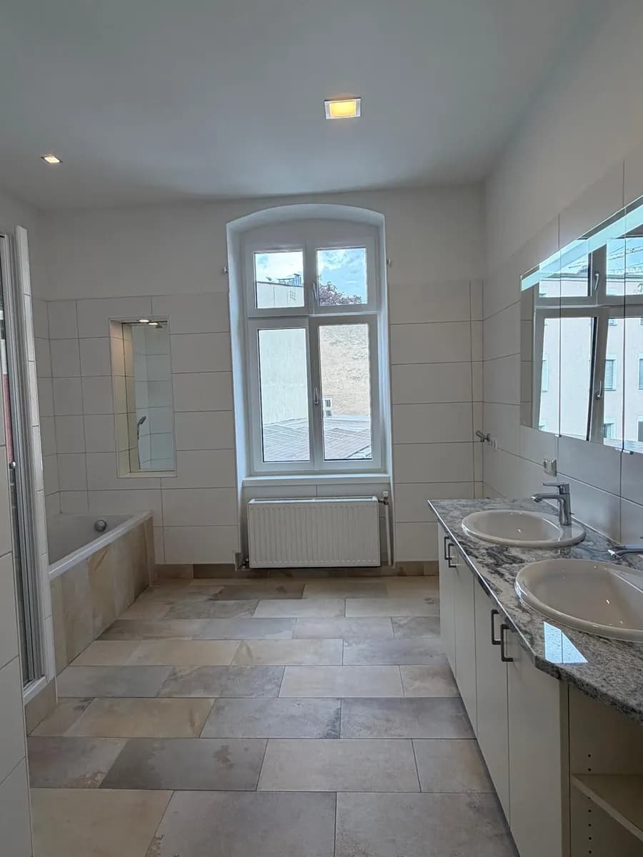 3-Zimmer-Wohnung mieten in Linz – 125 m², € 1.350 – Bild 4 von 12