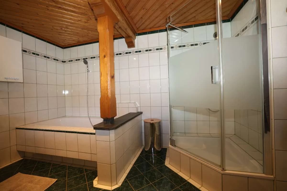 Immobilie kaufen in Feldkirchen – 200 m² – Bild 12 von 21