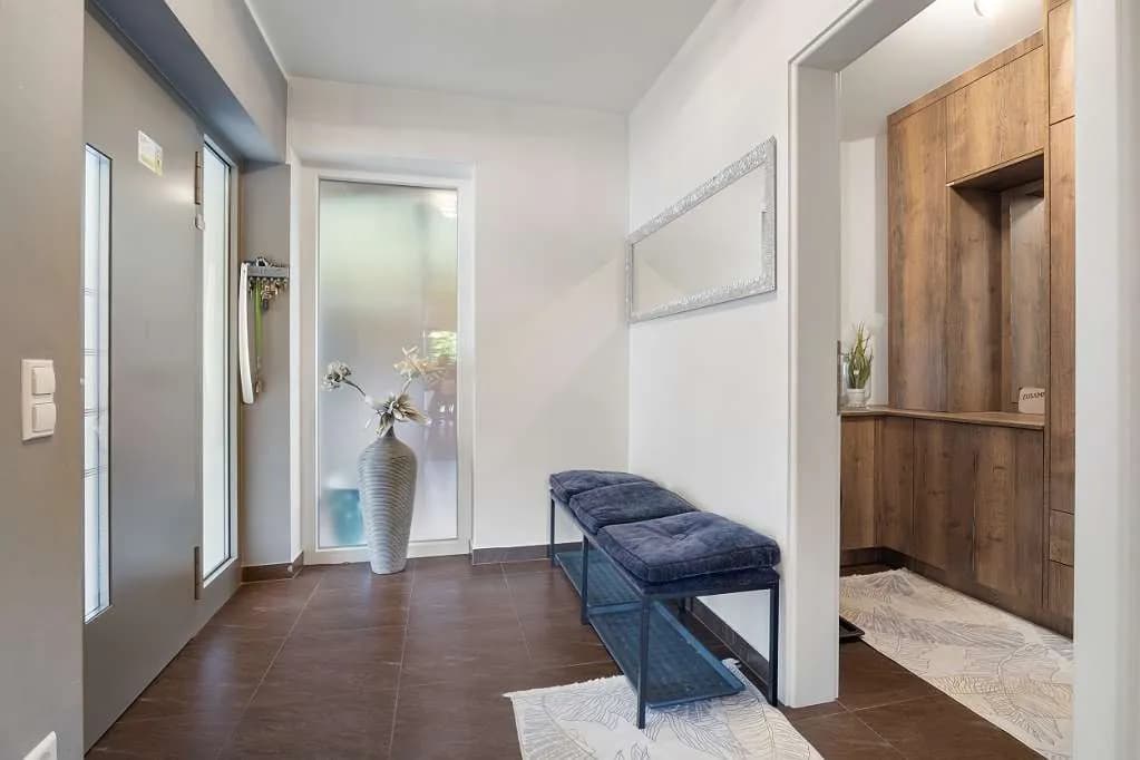 6-Zimmer-Haus kaufen in Klagenfurt Land – 205 m², € 645.000 – Bild 8 von 36