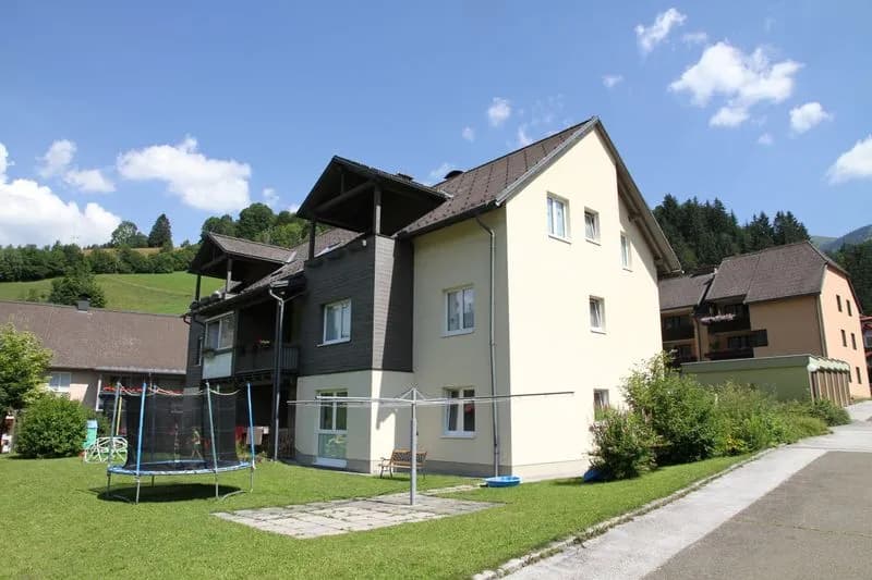 4-Zimmer-Wohnung mieten in Leoben – 94,43 m², € 803 – Bild 1 von 2
