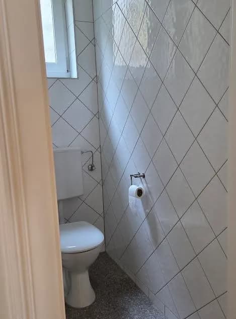 4-Zimmer-Gewerbeimmobilie mieten in Baden – 92 m², € 1.485 – Bild 11 von 15