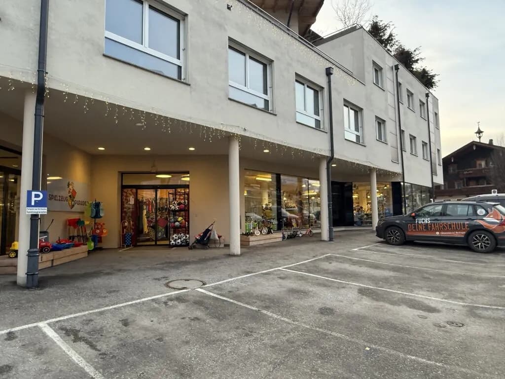 Gewerbeimmobilie mieten in Schwaz – 561 m², € 10.386 – Bild 10 von 24