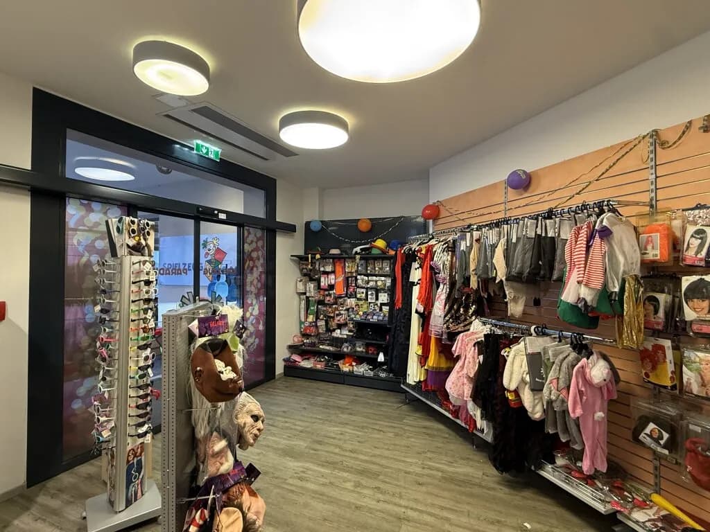 Gewerbeimmobilie mieten in Schwaz – 561 m², € 10.386 – Bild 15 von 24