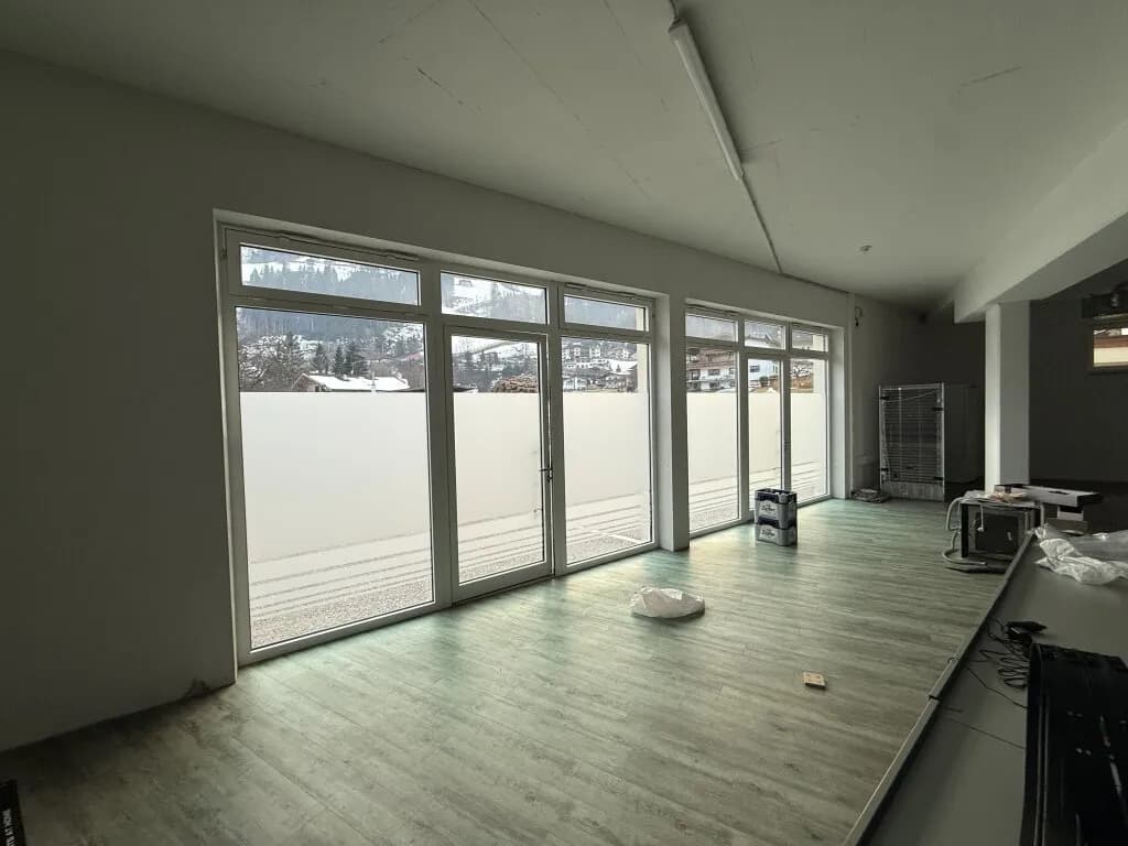 Gewerbeimmobilie mieten in Schwaz – 191 m², € 3.107 – Bild 6 von 12