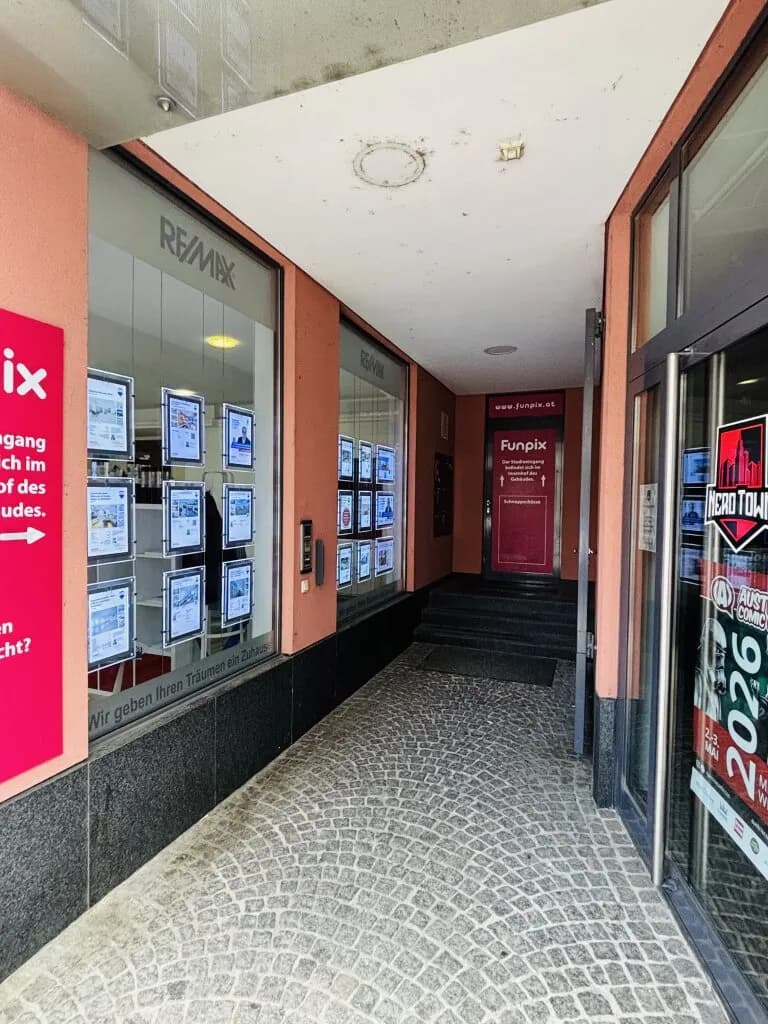 Gewerbeimmobilie kaufen in Wels – 606 m², € 749.000 – Bild 2 von 4