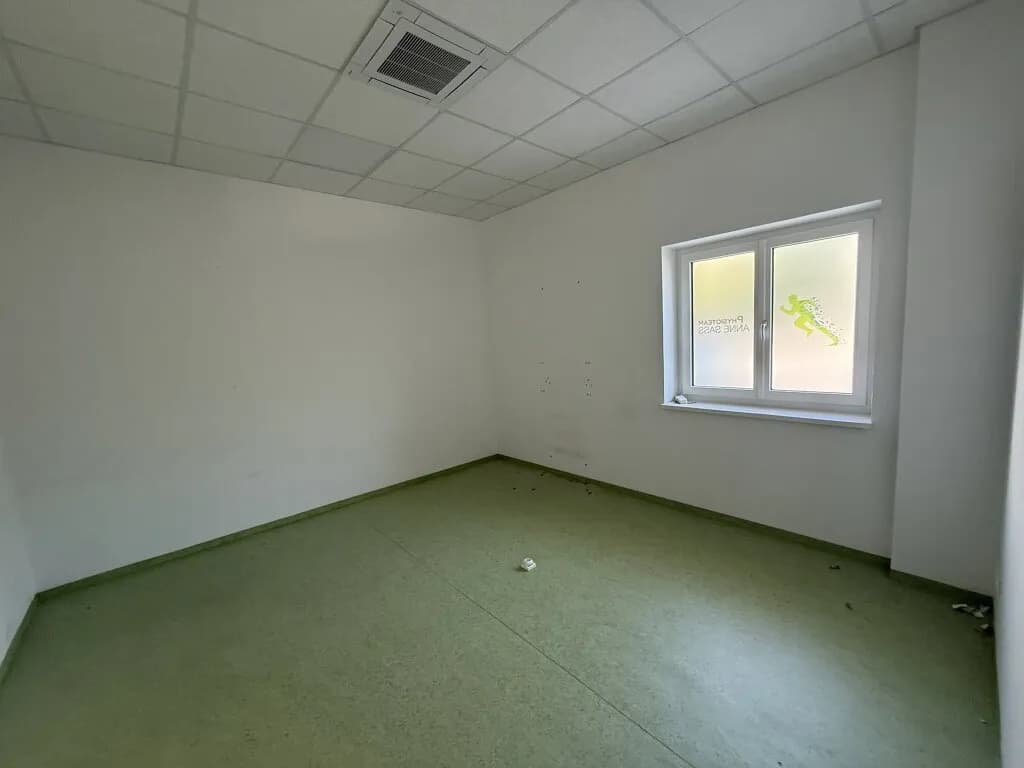4-Zimmer-Gewerbeimmobilie mieten in Baden – 149 m², € 2.225 – Bild 8 von 12