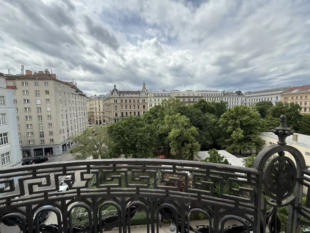 5-Zimmer-Wohnung mieten in Wien – 235,62 m², € 6.998 – Bild 28 von 31