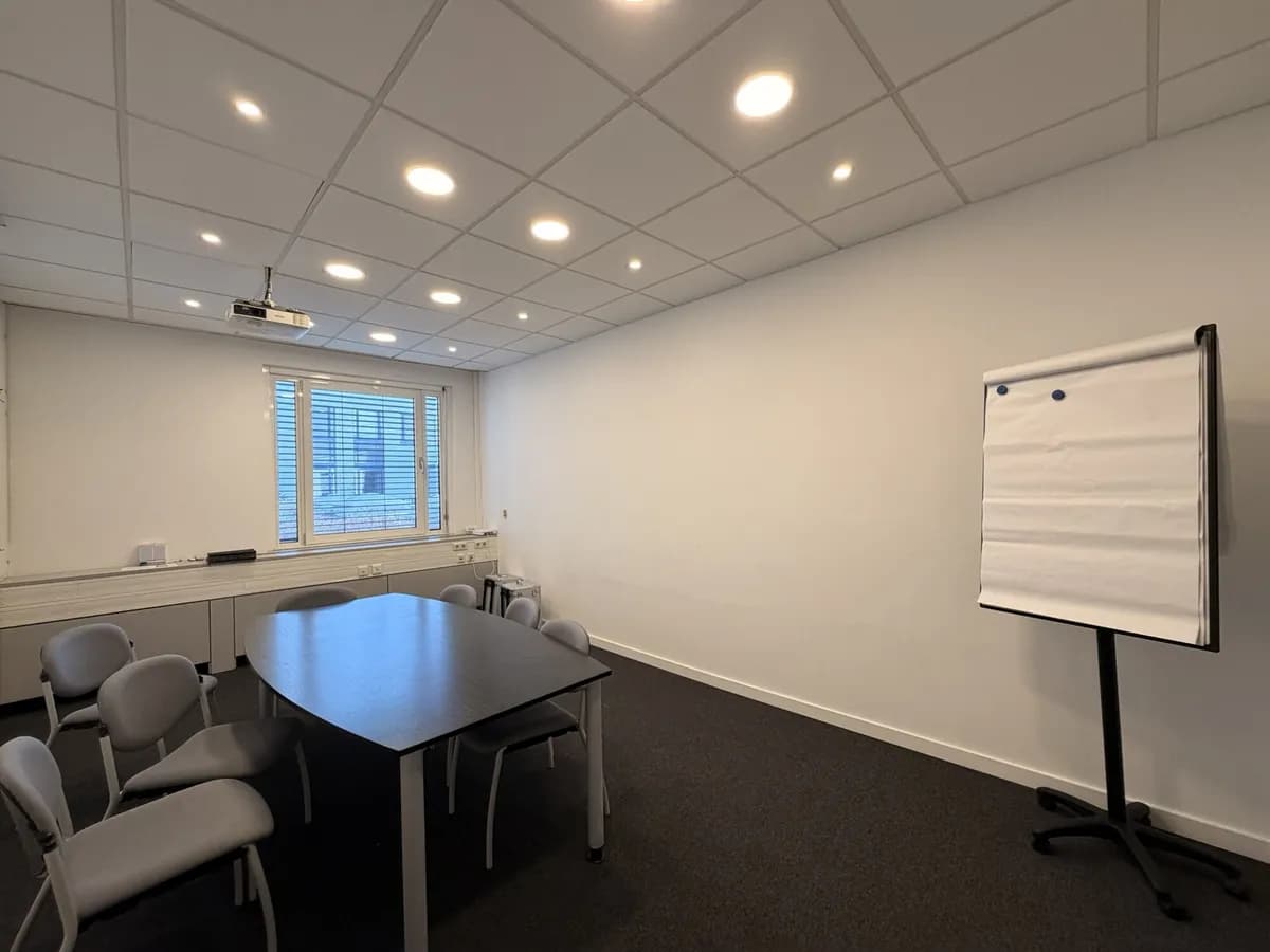 Gewerbeimmobilie mieten in Wien – 374 m², € 15 – Bild 7 von 19