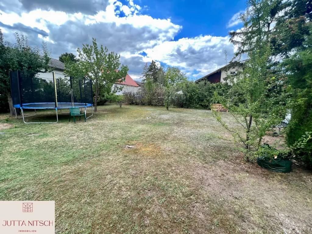 Grundstück kaufen in Wiener Neustadt Land – 536 m², € 219.000