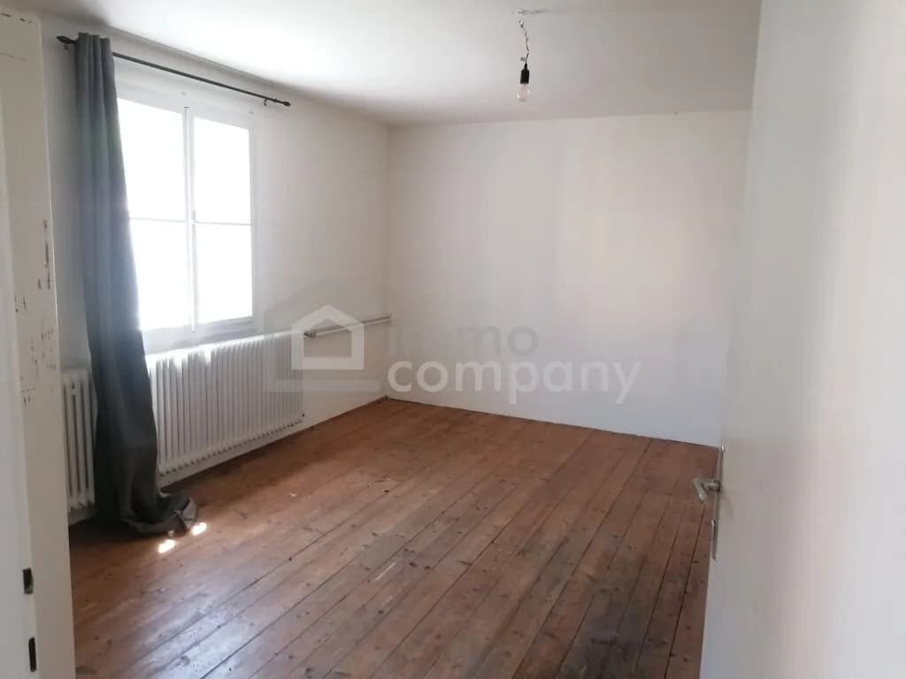 Haus kaufen in Wiener Neustadt Land – 200 m², € 199.000 – Bild 3 von 8