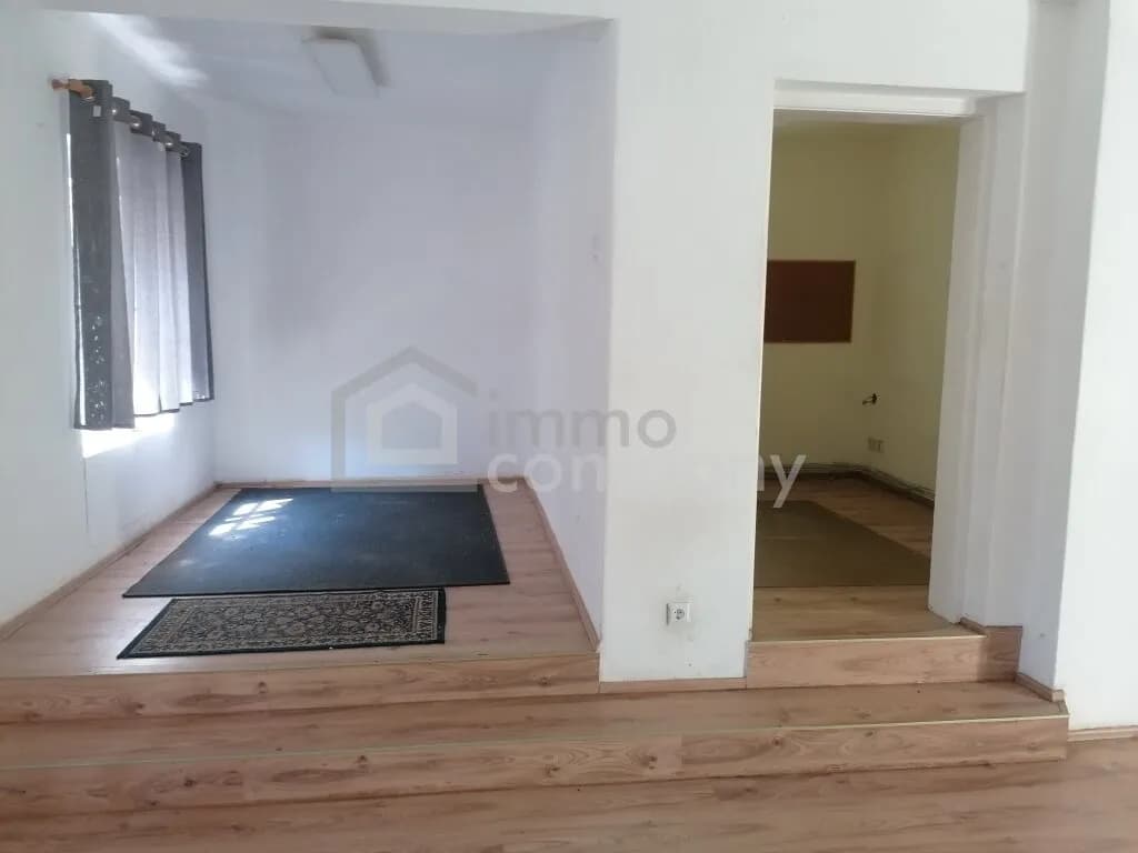 Haus kaufen in Wiener Neustadt Land – 200 m², € 199.000 – Bild 6 von 8