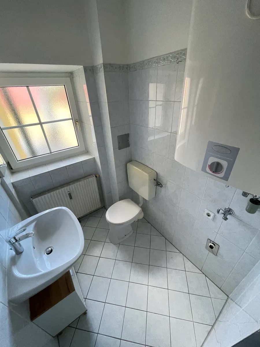 2-Zimmer-Wohnung mieten in Wiener Neustadt Land – 40 m², € 405 – Bild 3 von 3