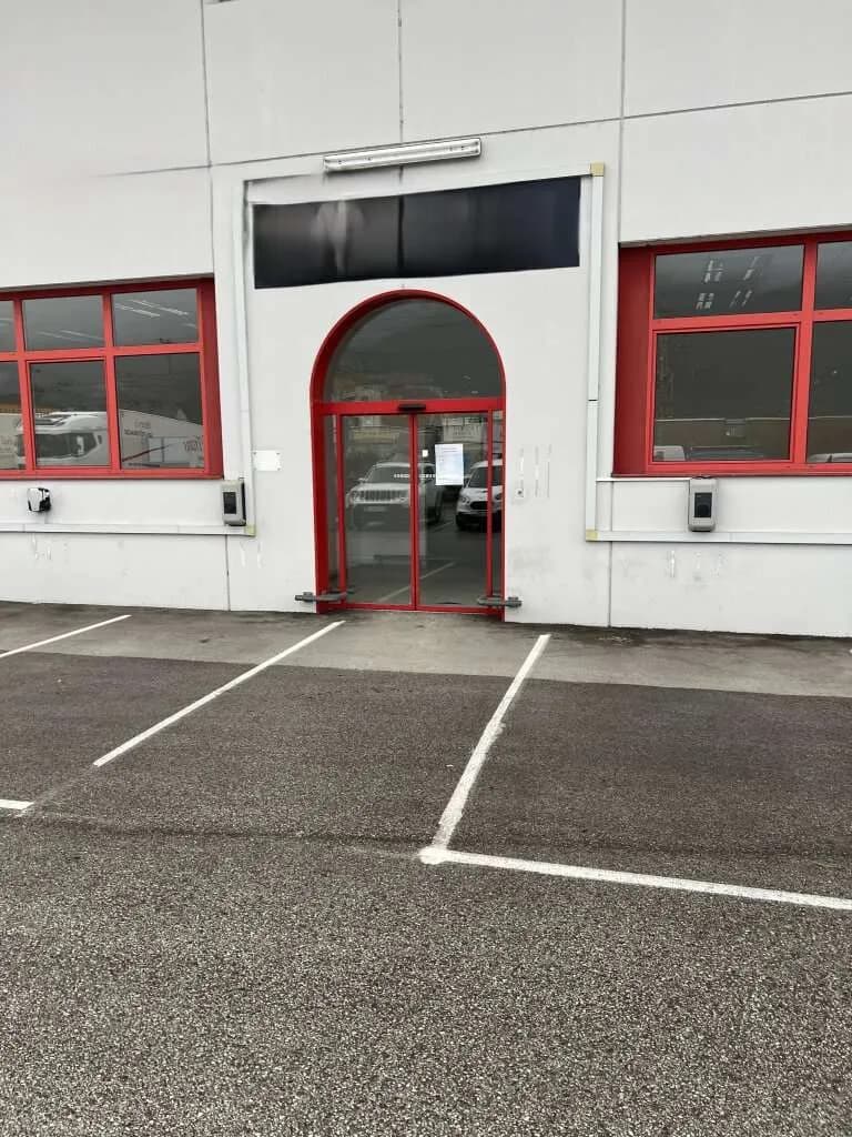 Gewerbeimmobilie mieten in Innsbruck-Land – 850 m² – Bild 15 von 15