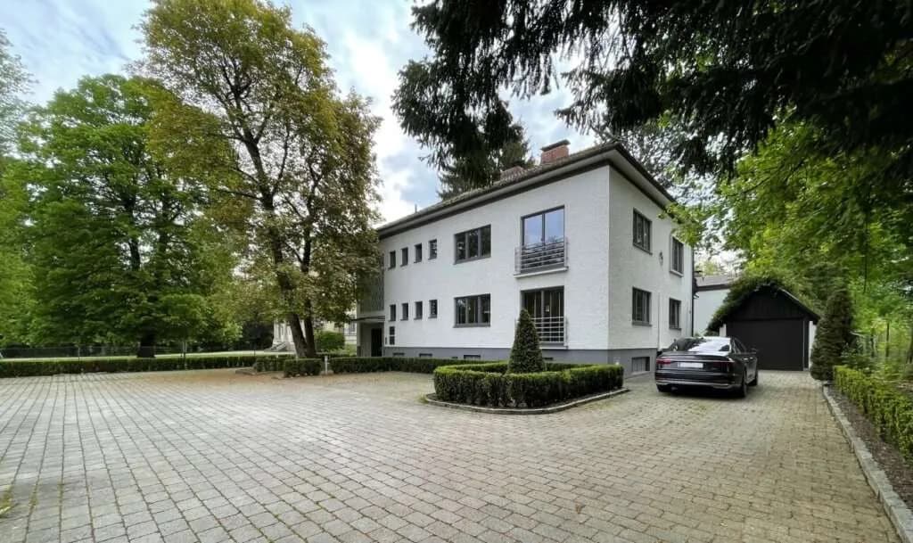 Gewerbeimmobilie mieten in Steyr – 145 m², € 2.140 – Bild 1 von 3