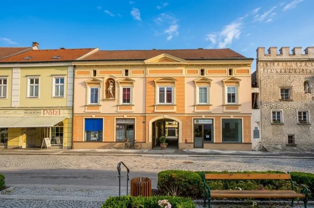 Gewerbeimmobilie mieten in Gmünd – 100 m², € 845
