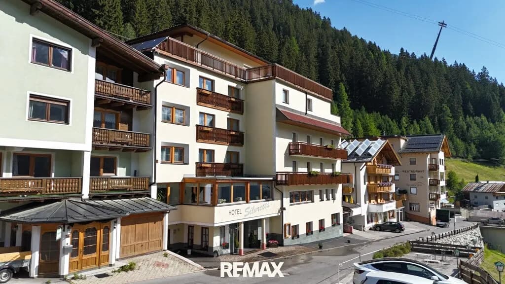 54-Zimmer-Gewerbeimmobilie kaufen in Landeck – 2 196 m², € 3.000.000