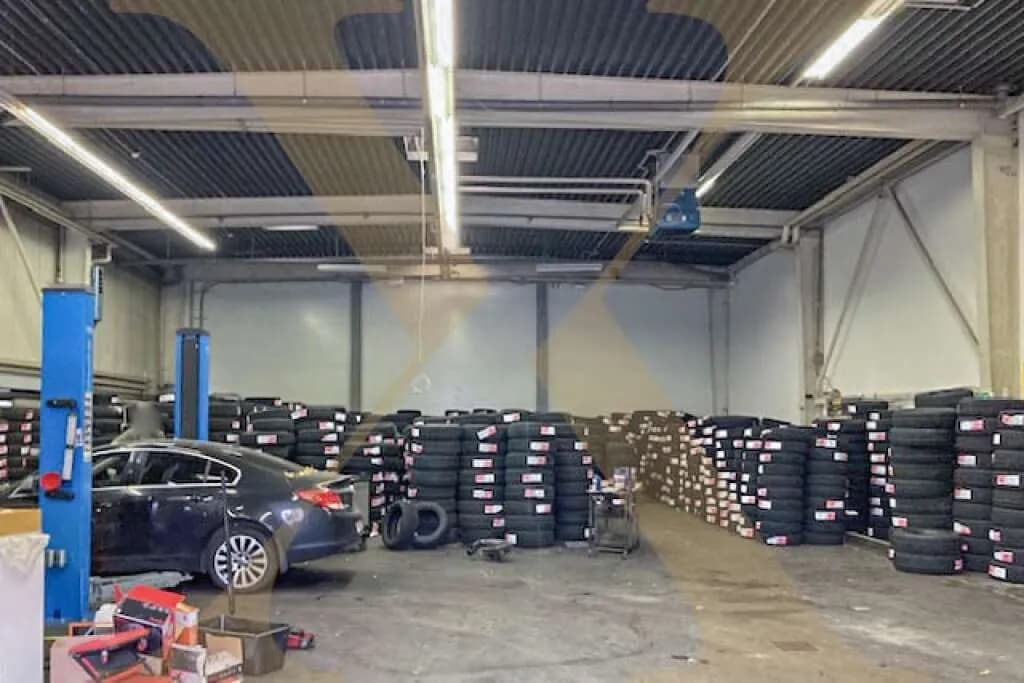 Gewerbeimmobilie mieten in Linz Land – 397 m², € 3.030