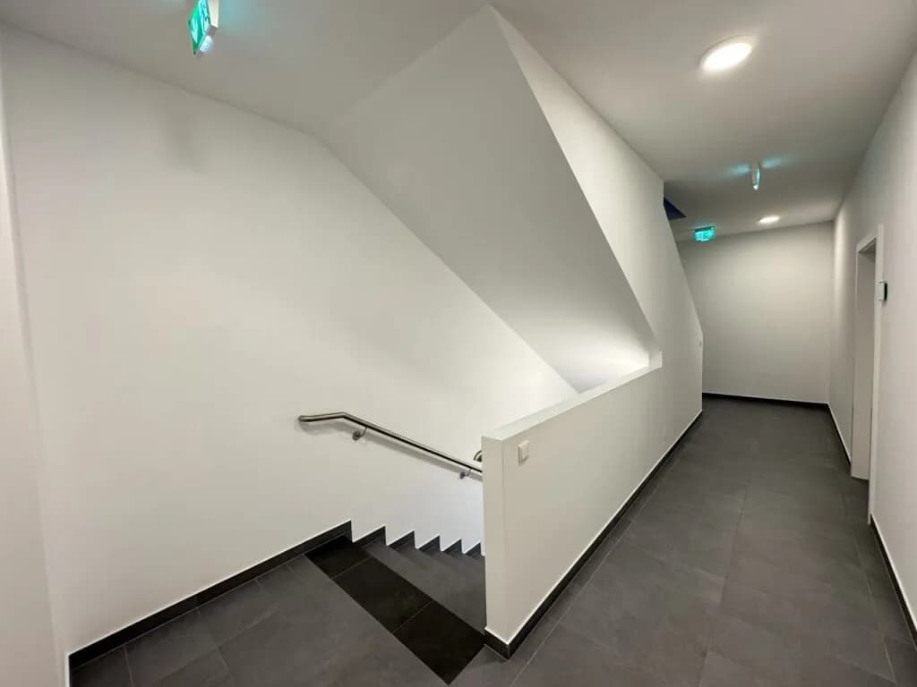 Gewerbeimmobilie mieten in Korneuburg – 160 m², € 1.600 – Bild 8 von 11