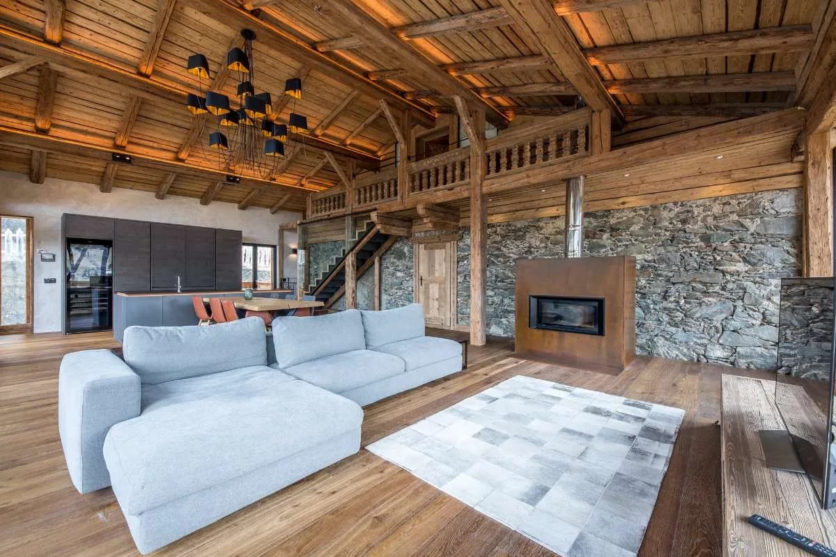 9-Zimmer-Immobilie mieten in Kitzbühel – 400 m², € 15.400 – Bild 2 von 11