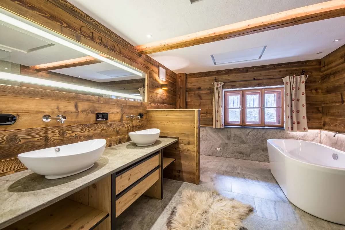 9-Zimmer-Immobilie mieten in Kitzbühel – 400 m², € 15.400 – Bild 8 von 11