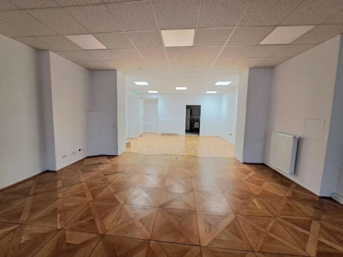 Gewerbeimmobilie mieten in Bruck-Mürzzuschlag – 152 m², € 10 – Bild 2 von 8