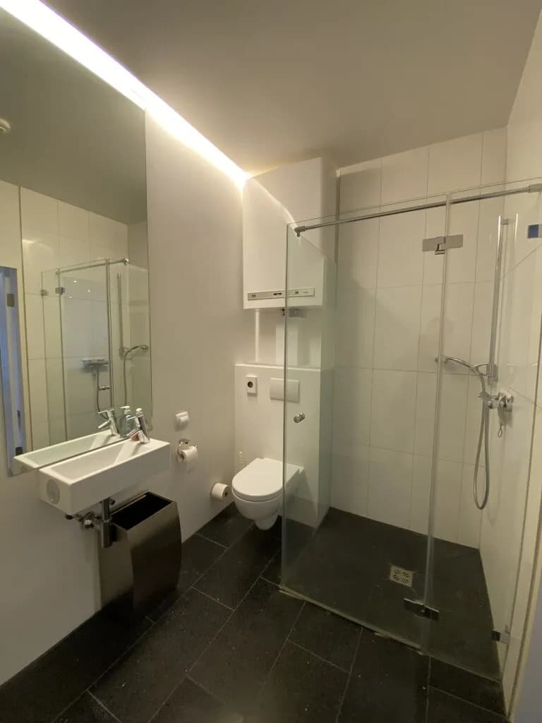 2-Zimmer-Gewerbeimmobilie mieten in Feldkirch – 41 m², € 765 – Bild 3 von 5