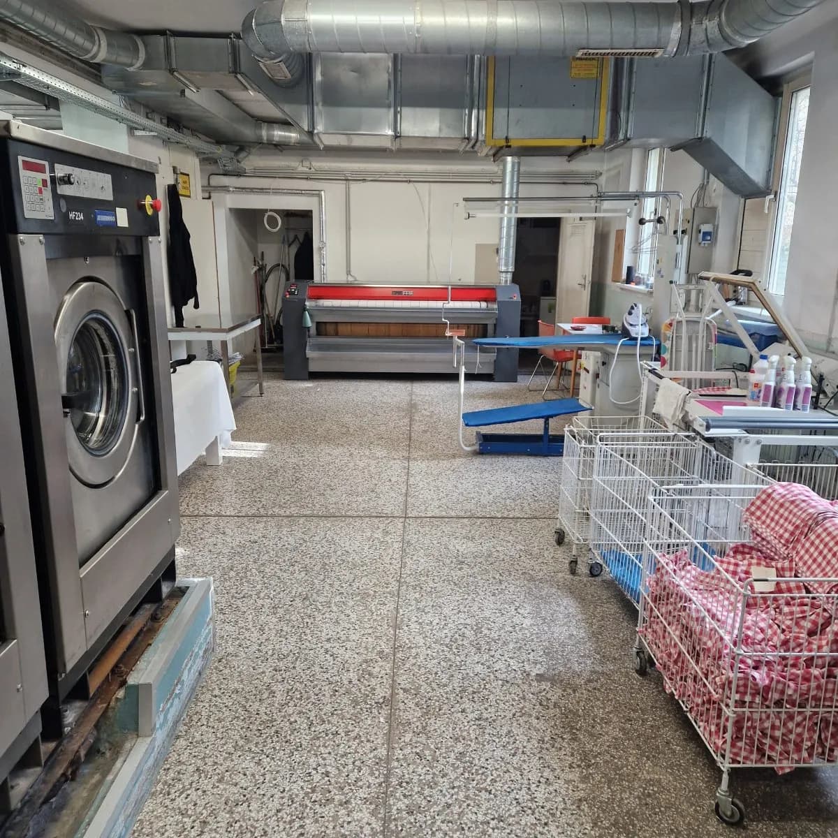 Gewerbeimmobilie kaufen in Wien – 120 m², € 1.000 – Bild 15 von 16