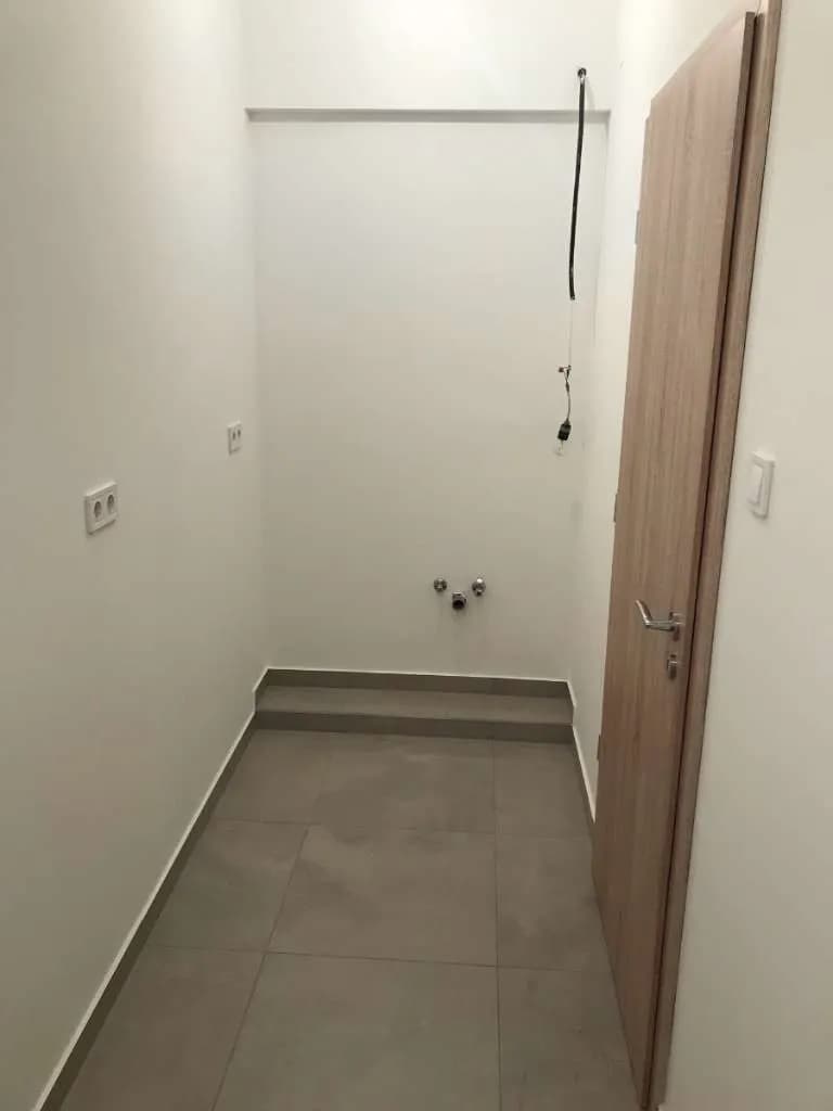 Gewerbeimmobilie kaufen in Österreich – 131 m², € 2.000 – Bild 16 von 16