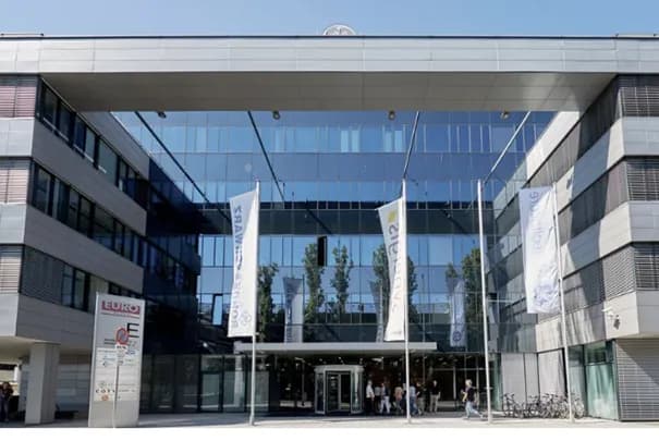 Gewerbeimmobilie mieten in Wien – 428 m², € 16