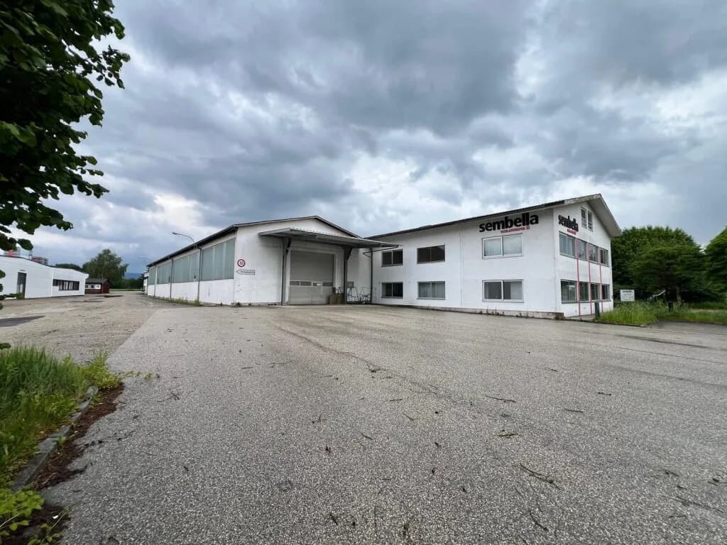 Gewerbeimmobilie kaufen in Vöcklabruck – 8 995 m², € 5.650.000 – Bild 4 von 15