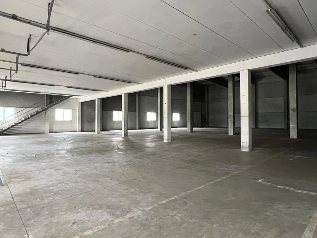 Gewerbeimmobilie kaufen in Vöcklabruck – 8 995 m², € 5.650.000 – Bild 8 von 15