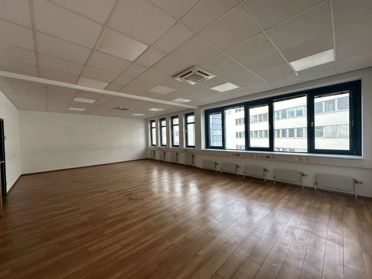 Gewerbeimmobilie mieten in Wien – 926 m², € 12 – Bild 5 von 12
