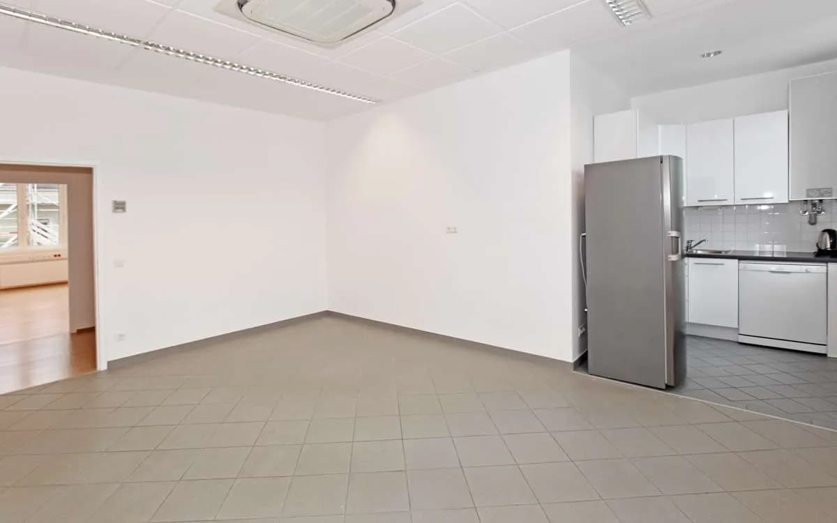 Gewerbeimmobilie mieten in Wien – 581 m², € 14 – Bild 6 von 9