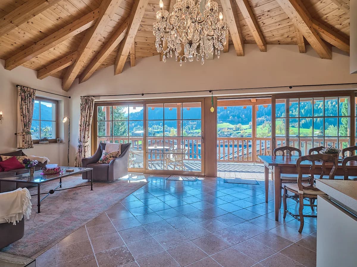 4-Zimmer-Wohnung kaufen in Kitzbühel – 129 m², € 1.700.000 – Bild 1 von 5