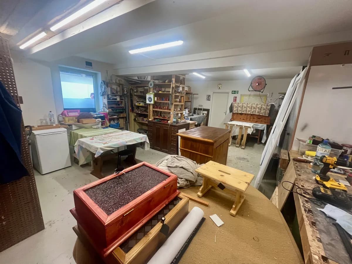 11-Zimmer-Gewerbeimmobilie mieten in Graz – 270 m², € 3.844 – Bild 8 von 34