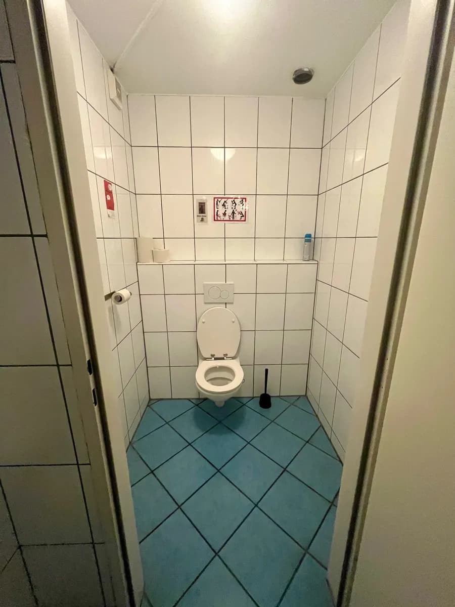 11-Zimmer-Gewerbeimmobilie mieten in Graz – 270 m², € 3.844 – Bild 18 von 34