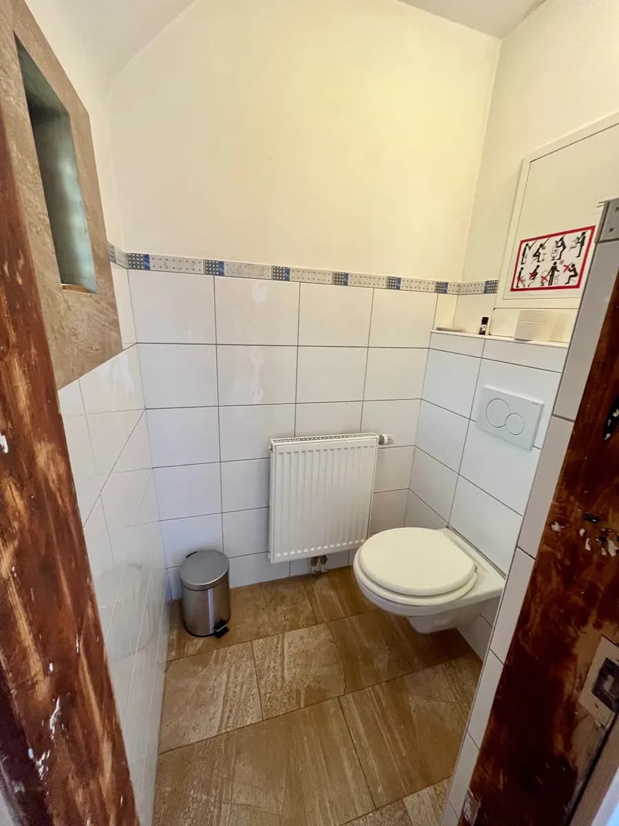 11-Zimmer-Gewerbeimmobilie mieten in Graz – 270 m², € 3.844 – Bild 30 von 34