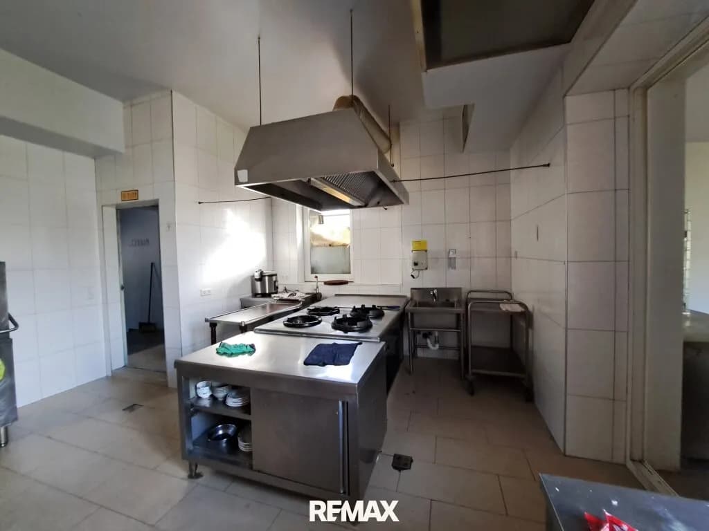 Gewerbeimmobilie mieten in Bruck-Mürzzuschlag – 200 m², € 1.653 – Bild 8 von 12