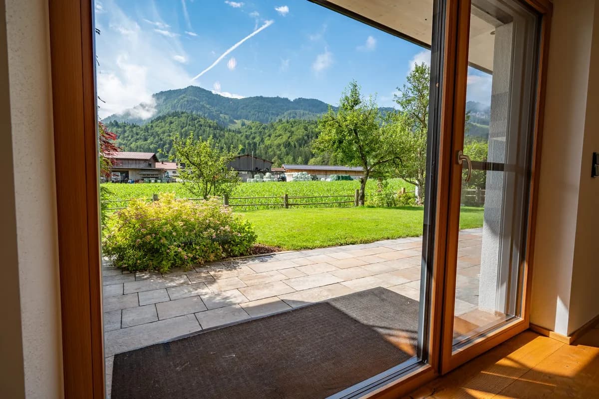 3-Zimmer-Wohnung mieten in Kitzbühel – 92 m², € 2.800 – Bild 3 von 8
