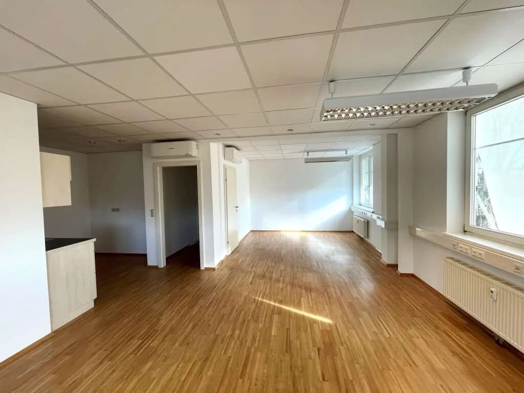 Gewerbeimmobilie mieten in Graz – 71 m², € 838 – Bild 2 von 12