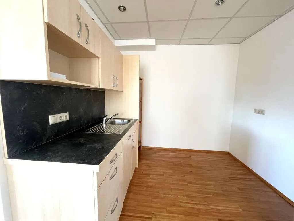 Gewerbeimmobilie mieten in Graz – 71 m², € 838 – Bild 6 von 12