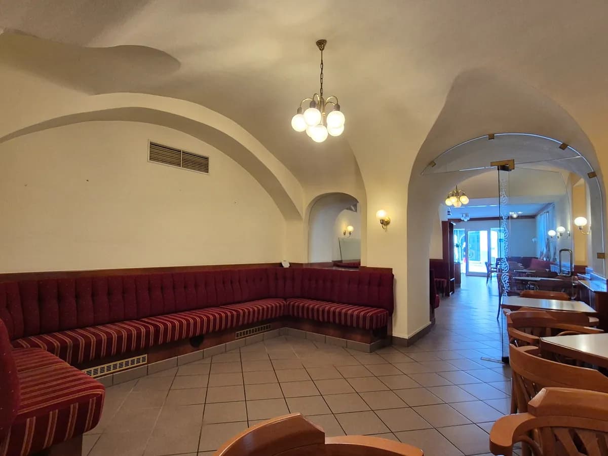 Gewerbeimmobilie mieten in Schärding – 210 m², € 2.400 – Bild 8 von 11