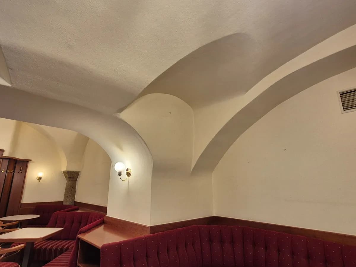 Gewerbeimmobilie mieten in Schärding – 210 m², € 2.400 – Bild 9 von 11