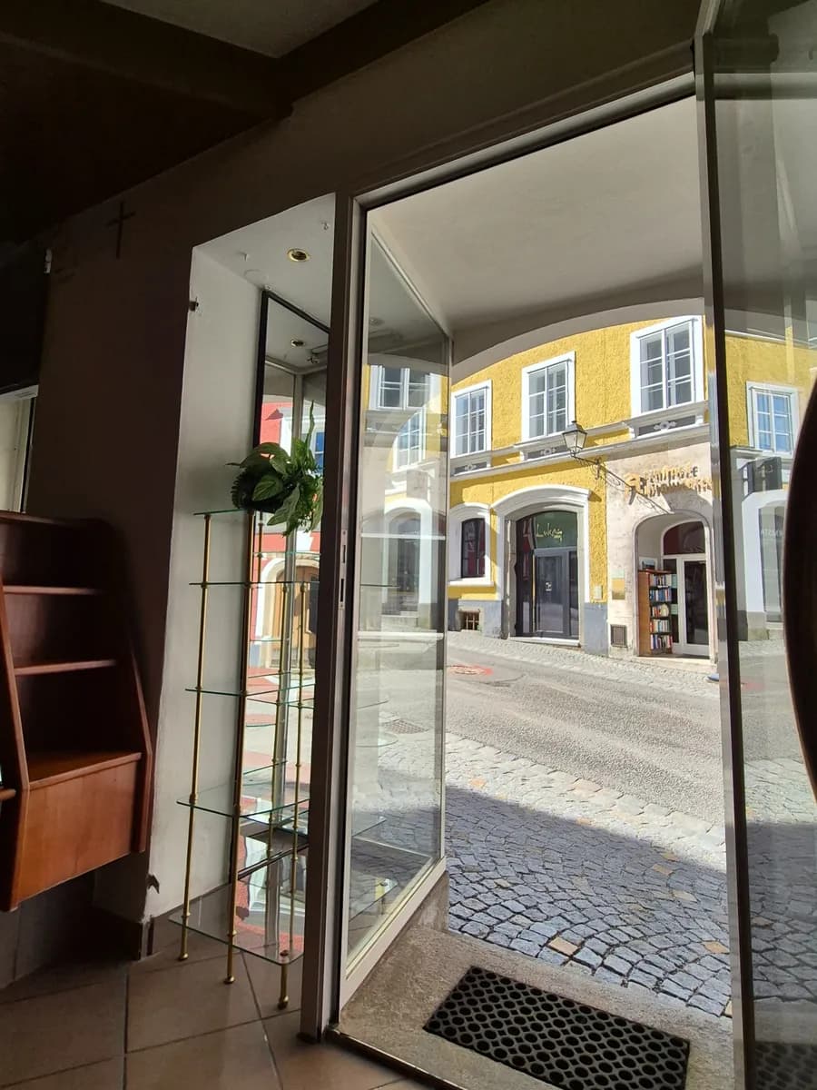 Gewerbeimmobilie mieten in Schärding – 210 m², € 2.400 – Bild 10 von 11