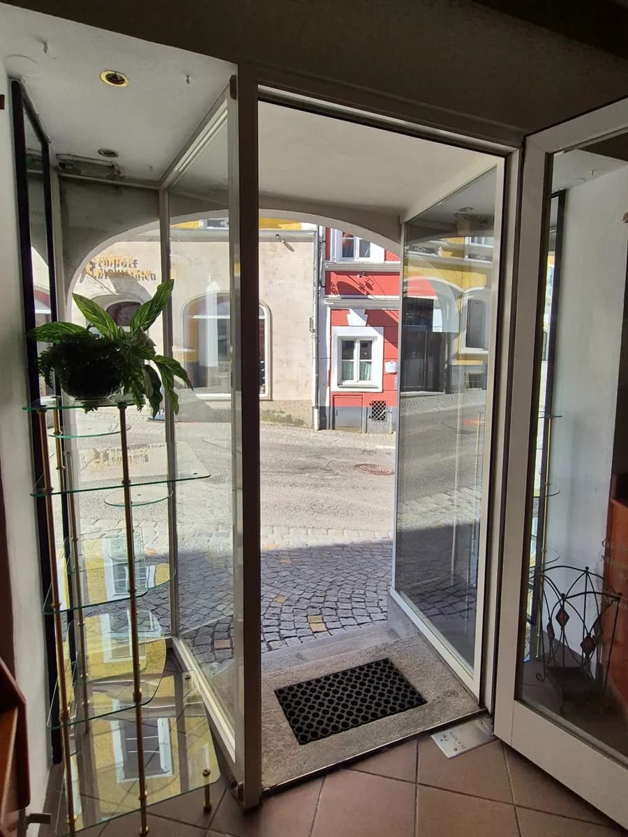 Gewerbeimmobilie mieten in Schärding – 210 m², € 2.400 – Bild 11 von 11