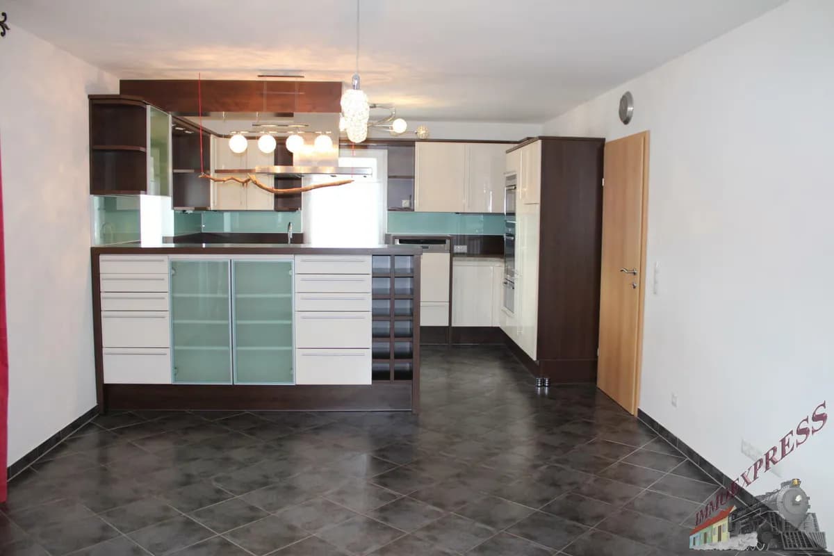 6-Zimmer-Haus kaufen in Neunkirchen – 180 m², € 689.000 – Bild 10 von 31