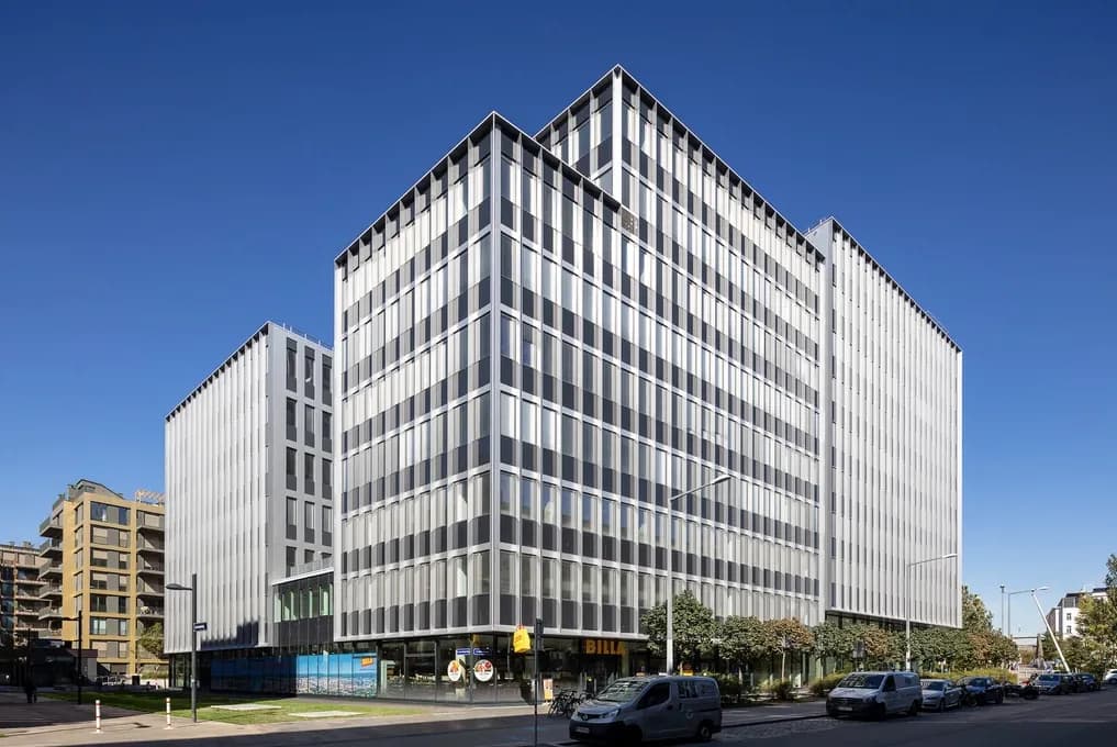 Gewerbeimmobilie mieten in Wien – 1 104 m², € 17