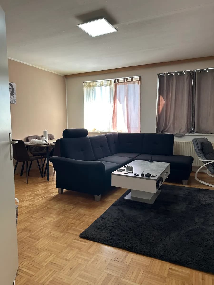 2-Zimmer-Gewerbeimmobilie mieten in Perg – 60 m², € 570 – Bild 2 von 16